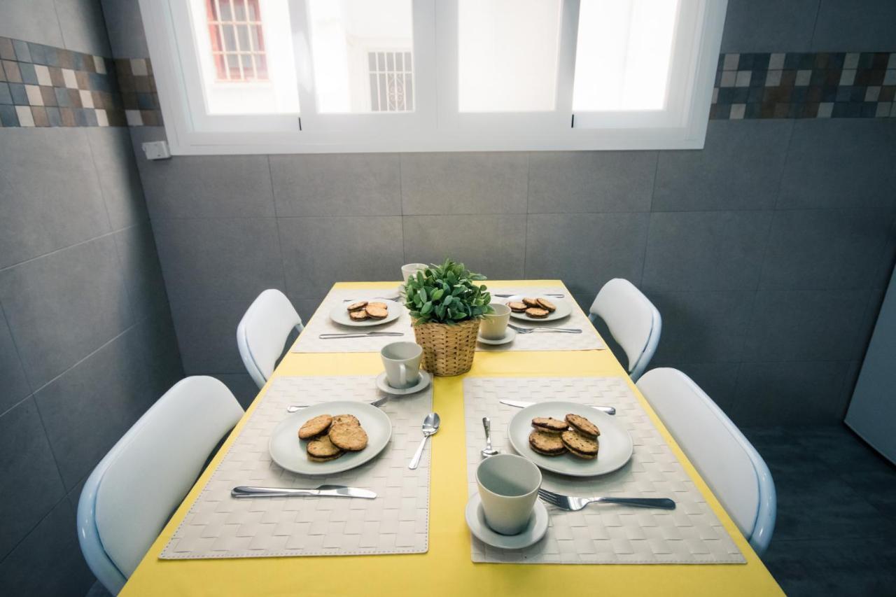 Holidays2Malaga Heredia 3 bedroom opposite Malaga Port Málaga Exterior foto